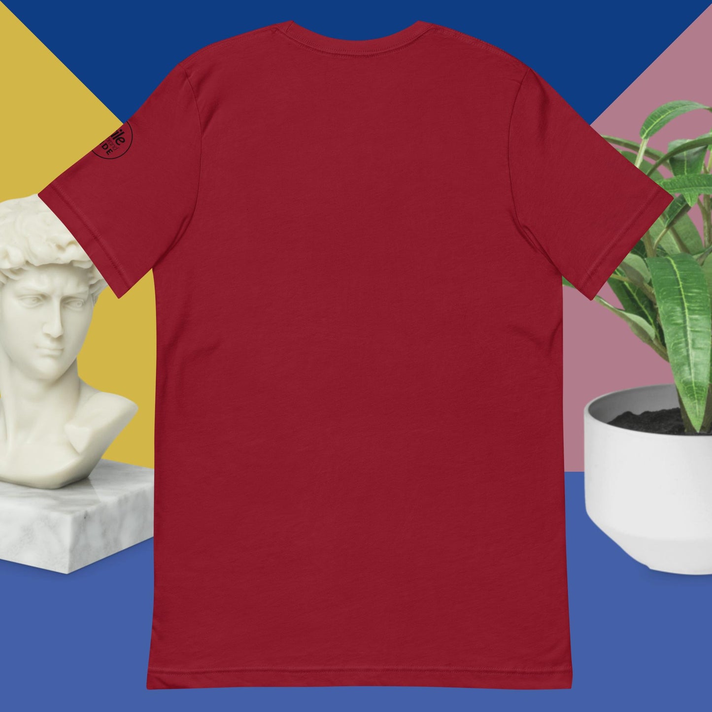 ROI 24/7 Dark Text on Dark Background